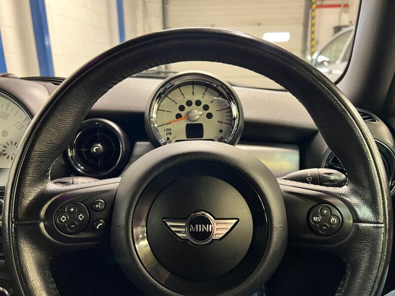 MINI CONVERTIBLE
