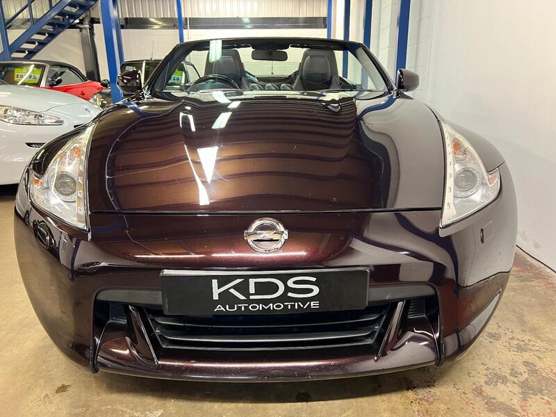 NISSAN 370Z