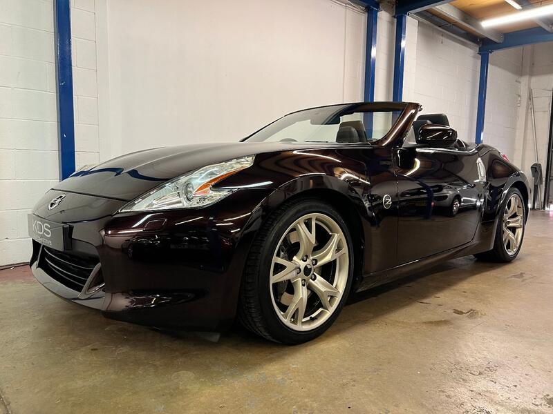 NISSAN 370Z