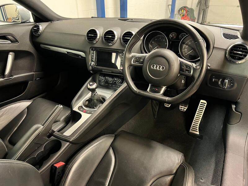 AUDI TTS