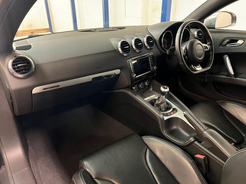 AUDI TTS