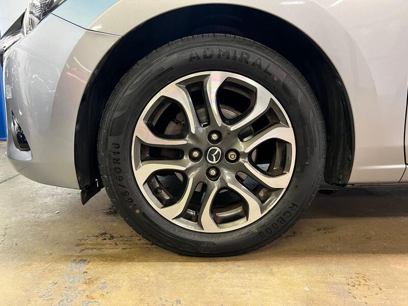 MAZDA MAZDA2