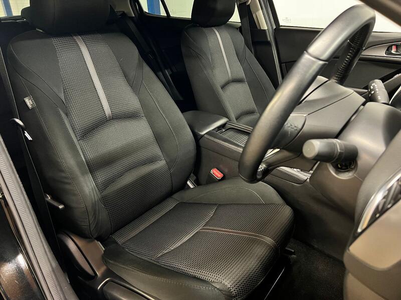 MAZDA MAZDA3