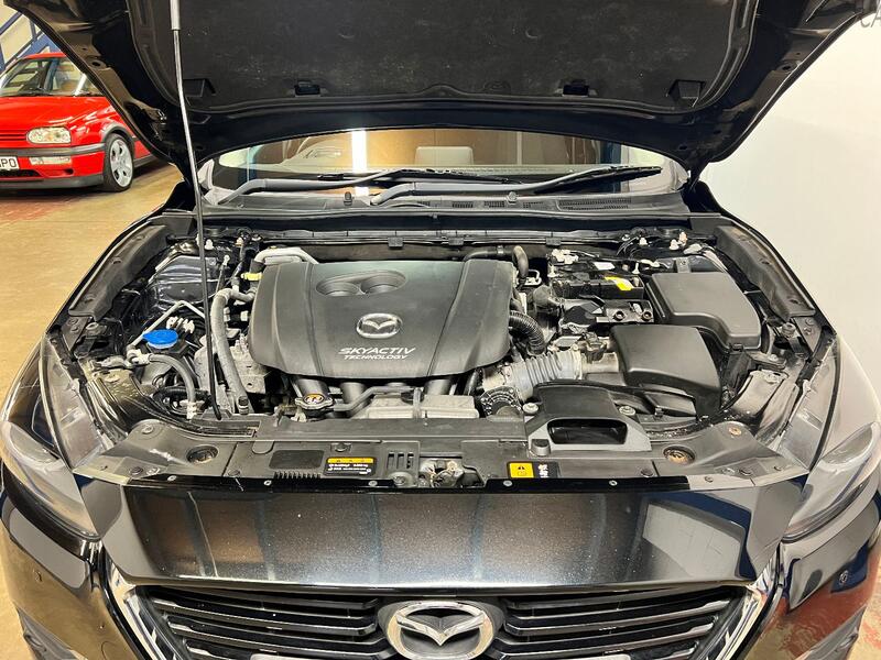 MAZDA MAZDA3