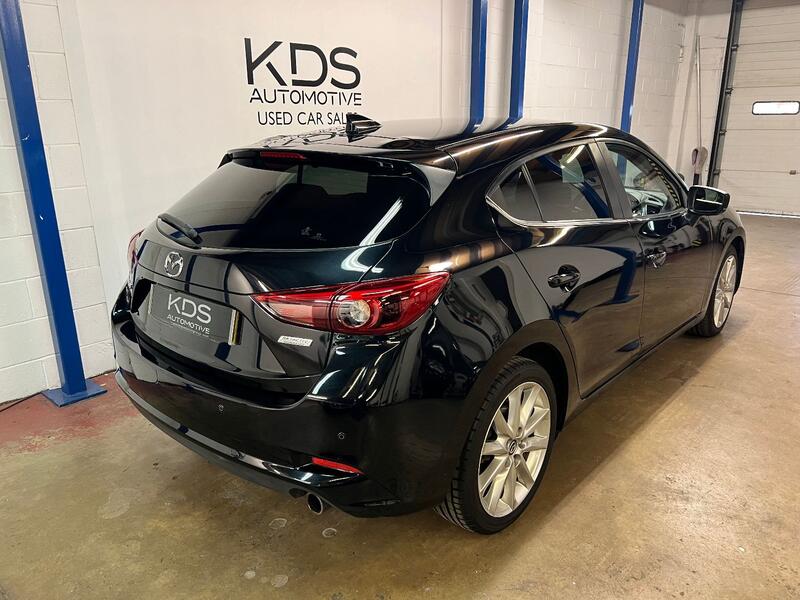 MAZDA MAZDA3
