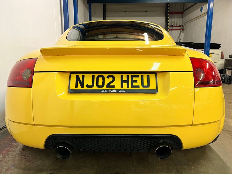 AUDI TT