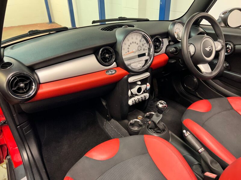 MINI CONVERTIBLE