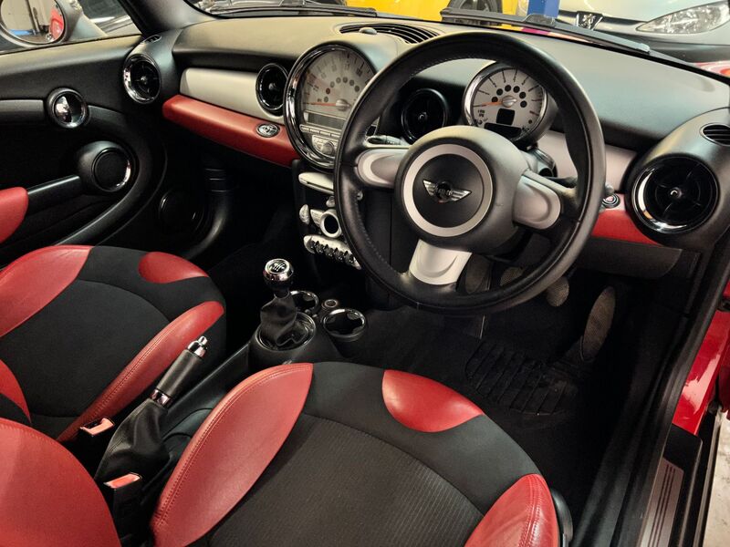 MINI CONVERTIBLE